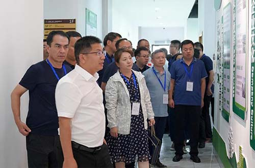 �B�T��W(xu��) · �½��Gɫ��̼�l(f��)չ���}��Ӗ(x��n)���I(l��ng)��(d��o)һ���W�Rpc28�A(y��)�y���^�{(di��o)��