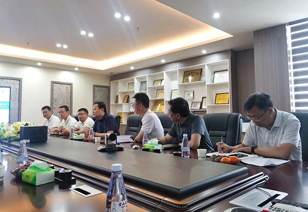 ��䶭���L(zh��ng)�y�߹܈F(tu��n)�(du��)�c�S���۳���(w��)�����L(zh��ng)һ�Е�(hu��)�h������-2