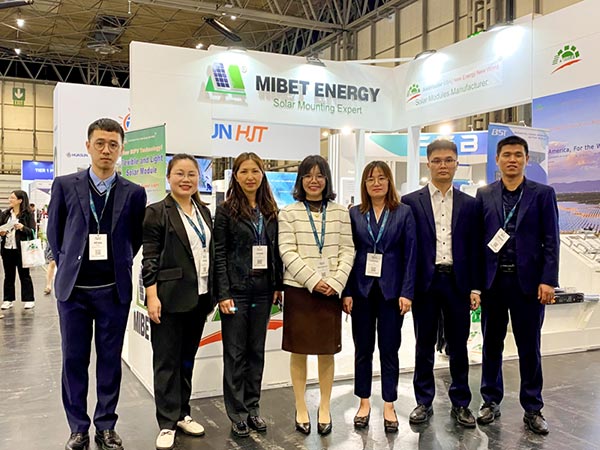 Ӣ�����H̫���&����չ-ͬ�º���