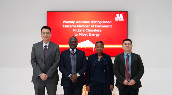 �����������c̹ɣ�၆��Դ���L(zh��ng)�؄e��������(gu��)��(hu��)�h�TMr.Ezra��Ӱ